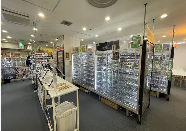 トイコンプ大阪駅前第3ビル店：店舗内