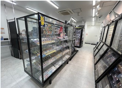 Bee本舗 大阪本店：店舗内