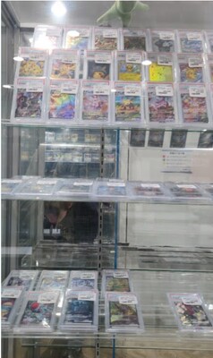 カードショップWiZ京都駅前店：陳列状況 